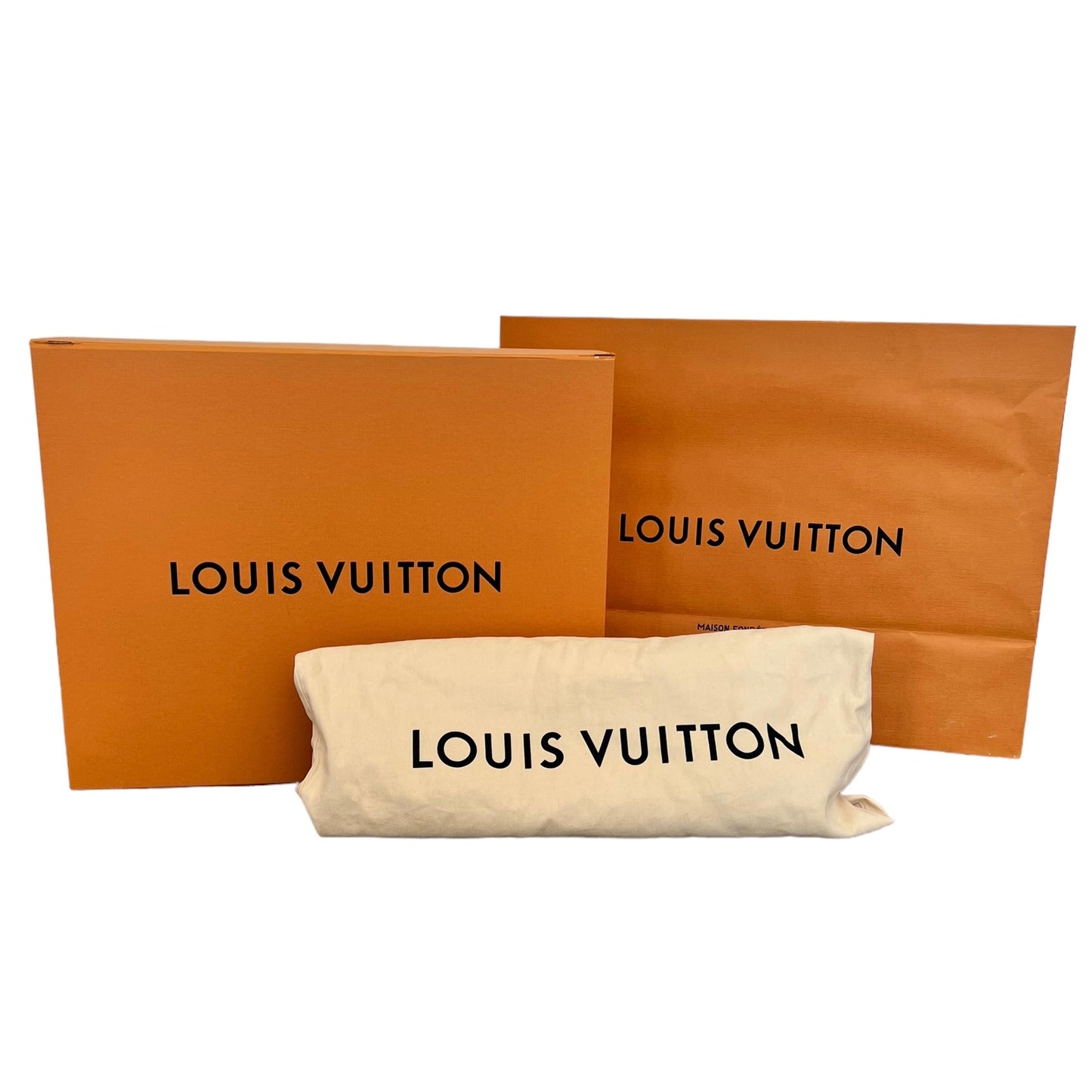 Louis Vuitton Keepall Bandoulière 55 Duffel Bag