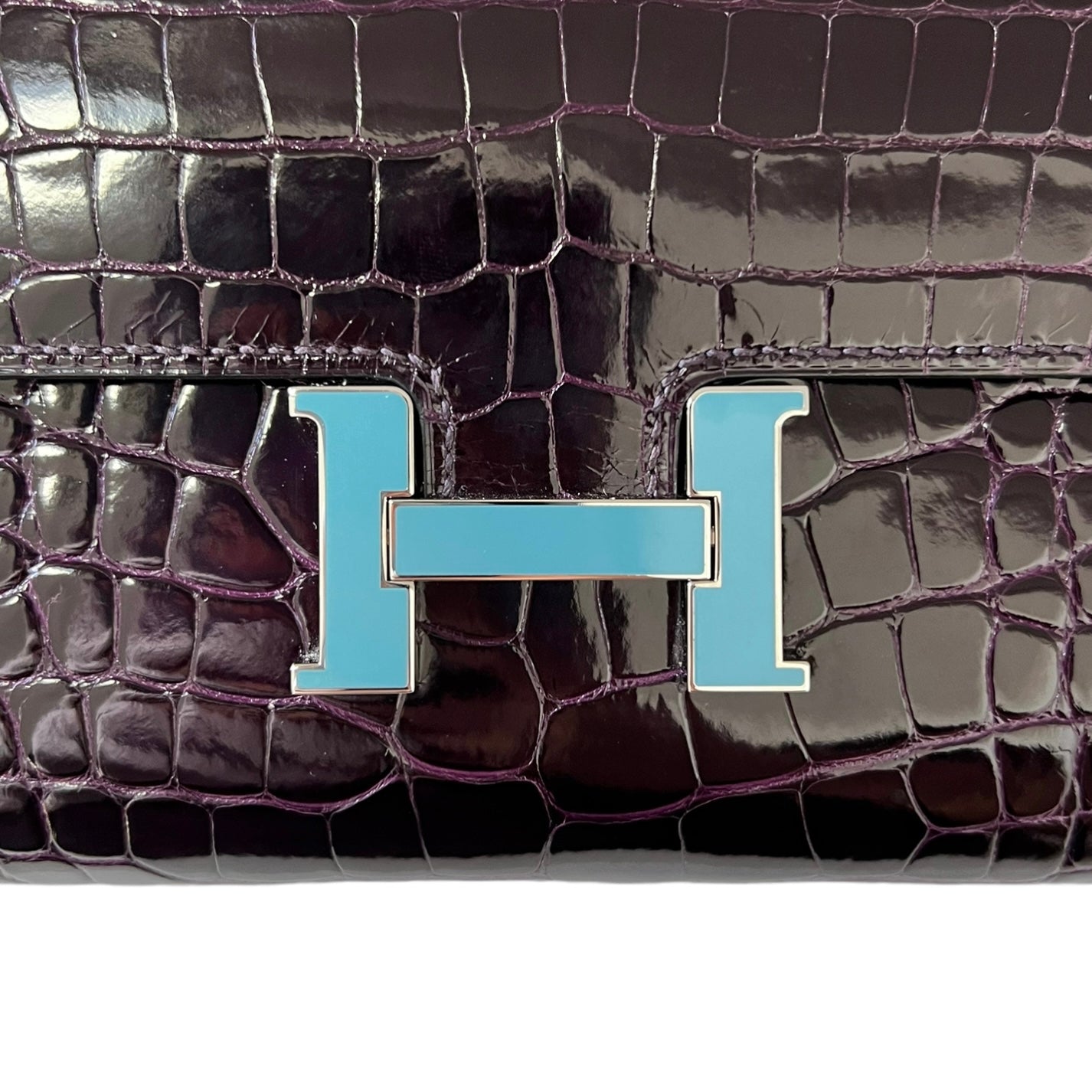Hermès Rare Constance Clutch “Long Wallet” Brown Alligator Leather As New with Box and Dust Bag