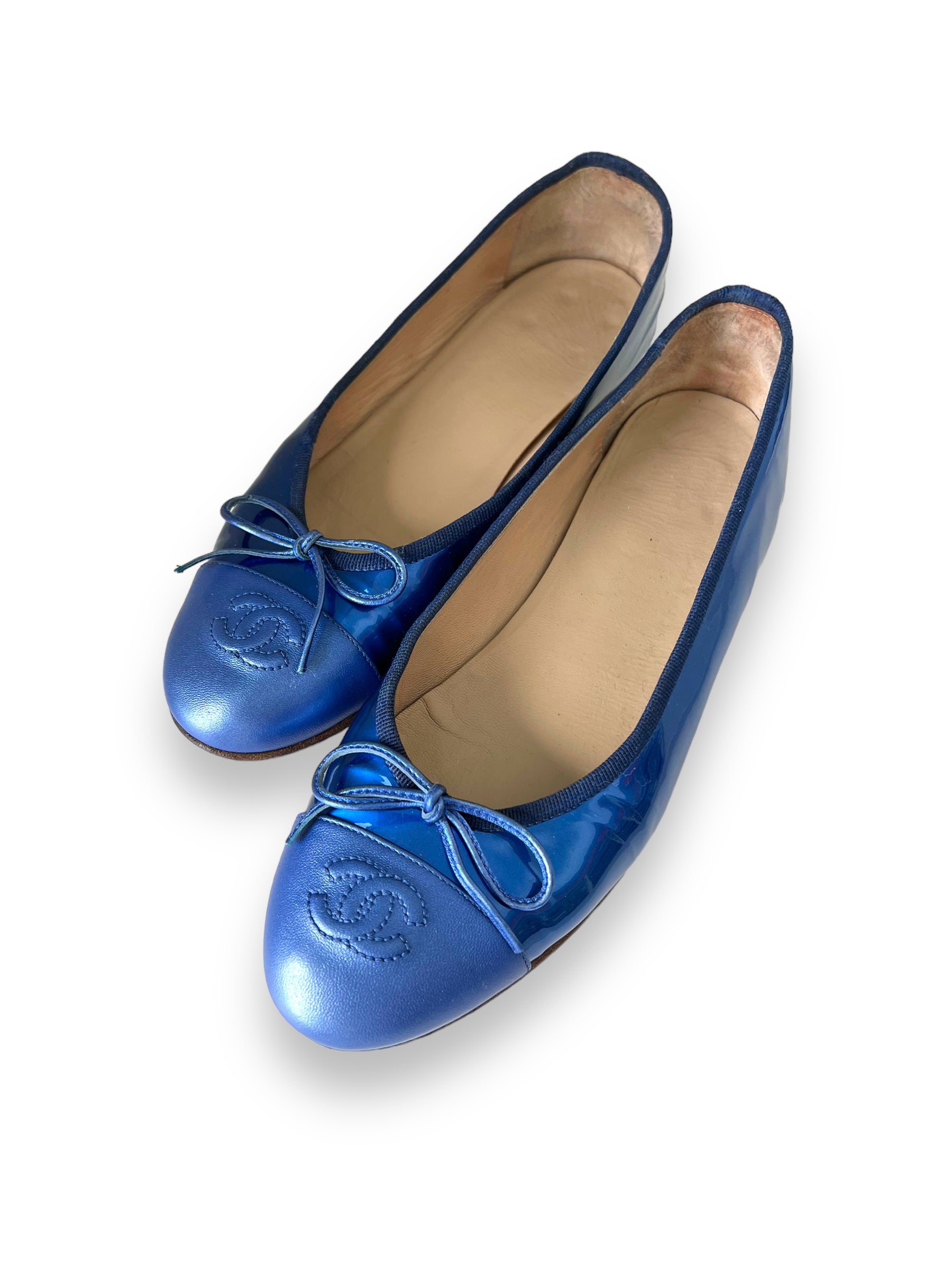 Chanel CC Patent Leather Ballet Flats – pre.owned_luxury