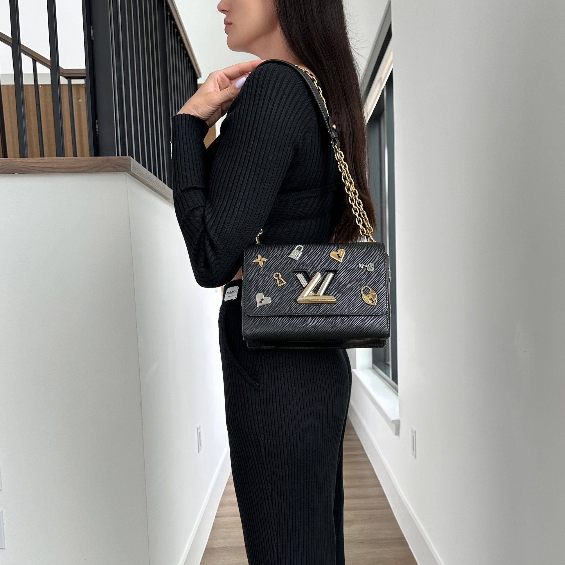 Louis Vuitton Epi Twist Love Lock MM - White Shoulder Bags, Handbags -  LOU769170